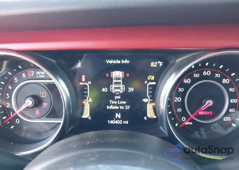 2018 Jeep Wrangler Unlimited Rubicon 4X4 z USA, uszkodzony, nr VIN 1C4HJXFG8JW297658